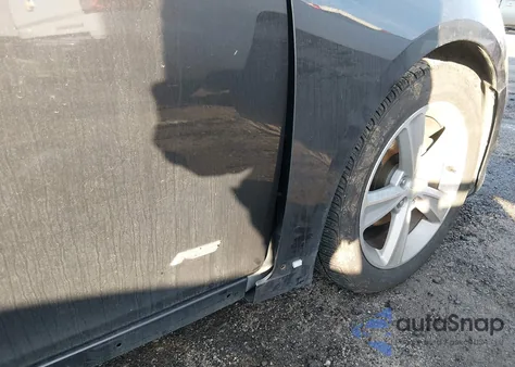 2015 Chevrolet Cruze 2Lt Auto from USA, damaged, VIN 1G1PE5SB8F7208714